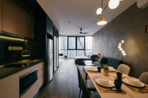 Modern Luxury Suites near KLCC with City View